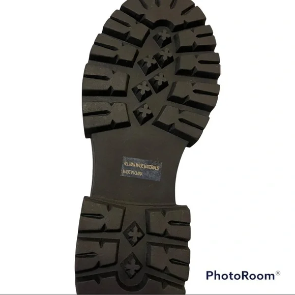 DOLCE VITA Flume Snakeskin Combat Boots - Picture 8 of 9